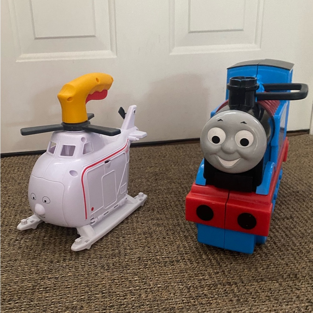 Thomas and Friends carrying case and press’n spin Harold the Helicopter